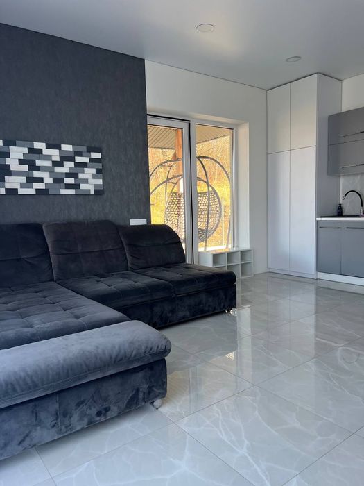 Продам готовий Будинок,  з сучасним ремонтом та меблями