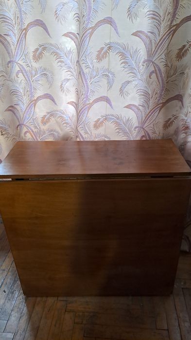 Стіл розкладний дерев'яний