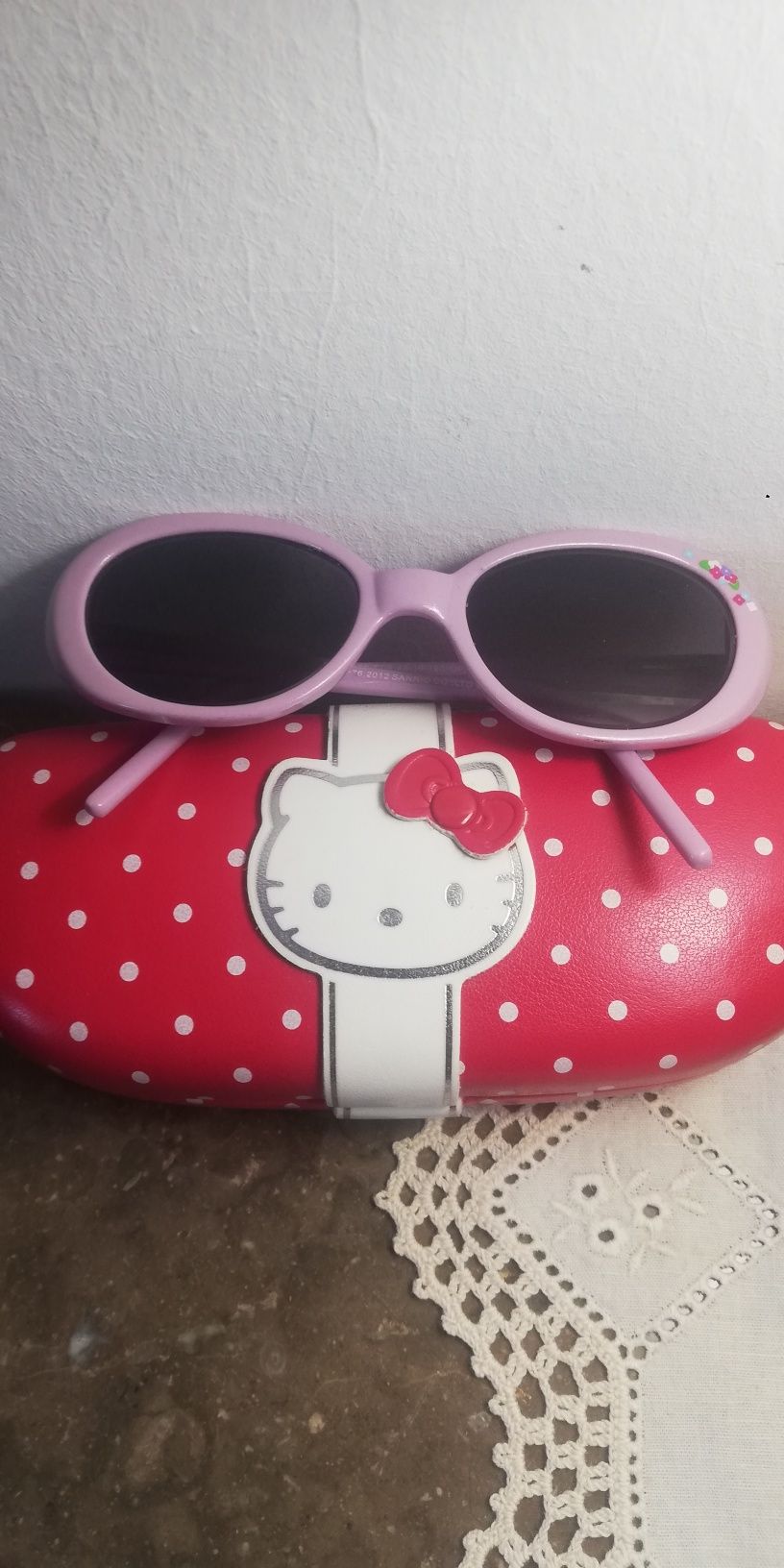 Oculos Hello Kitty de menina , estado praticamente novo's Lindos