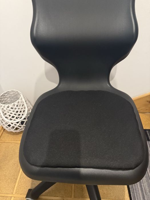 Krzeslo Entelo czarne