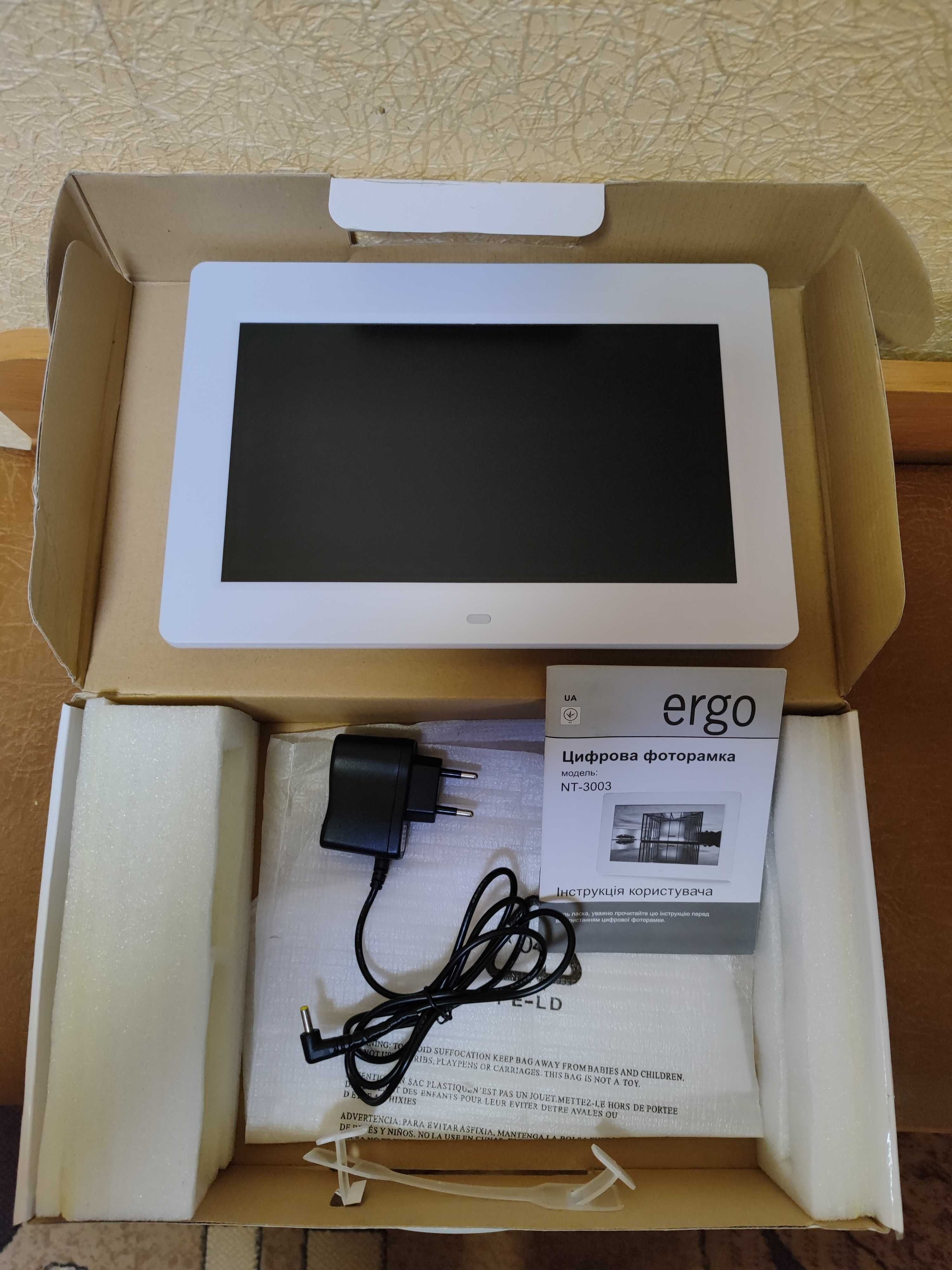 Цифрова фоторамка Ergo NT-3003 White 10.1" (на дисплеї 2 полоски)