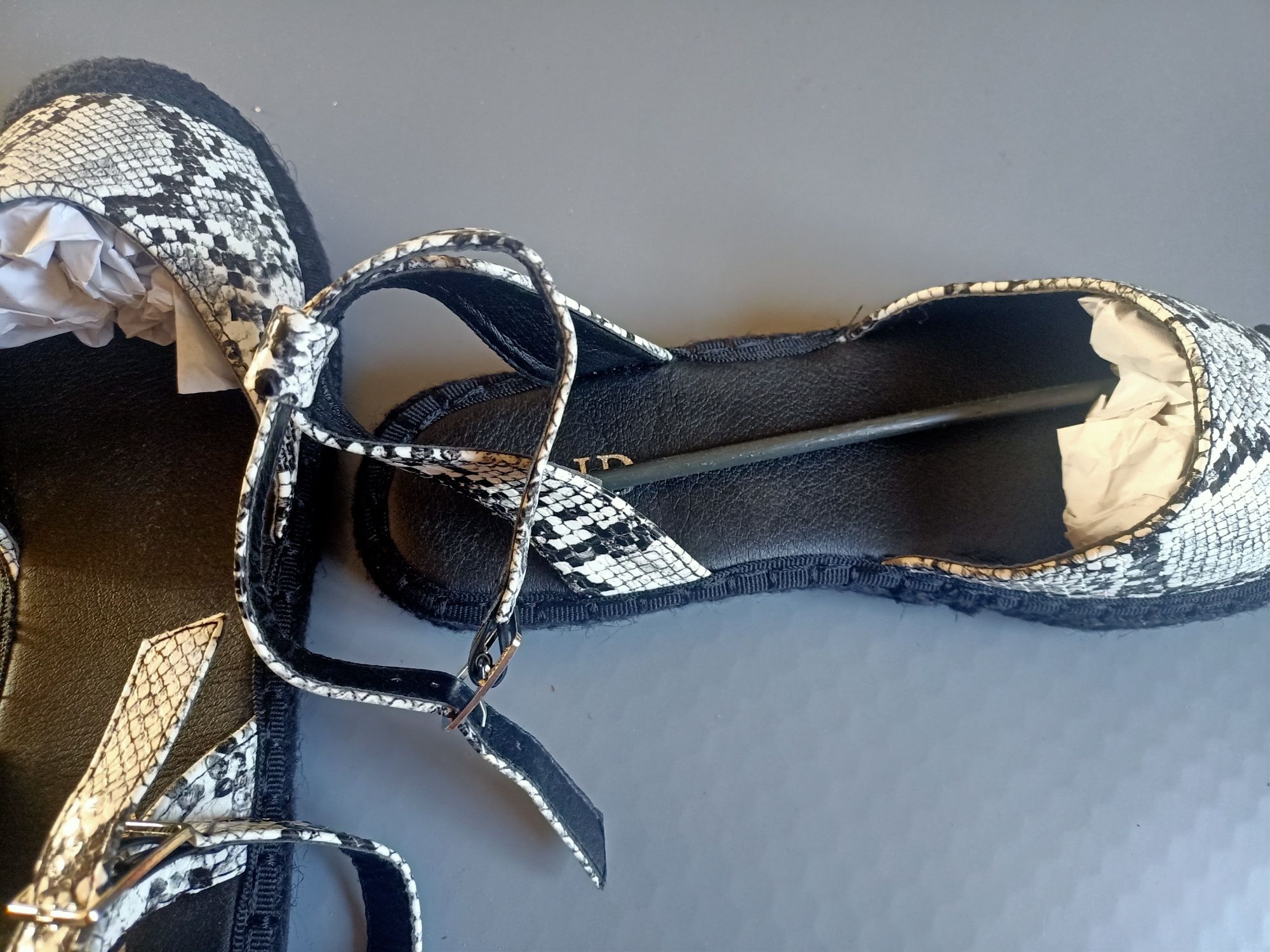 Buty RAID,r.38 ,nowe , Zalando,baleriny, pantera,espadryle