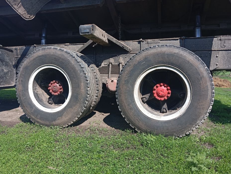 Самоскид Камаз причіп самоскид