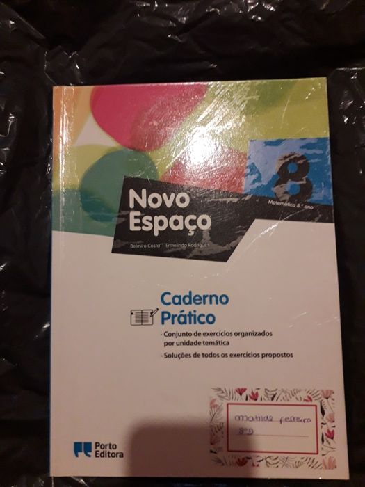 Novo espaço 8 - caderno prático de matemática do 8°ano