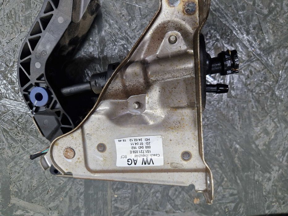 Pedał Sprzęgła Vw UP  1S1.721.059.E