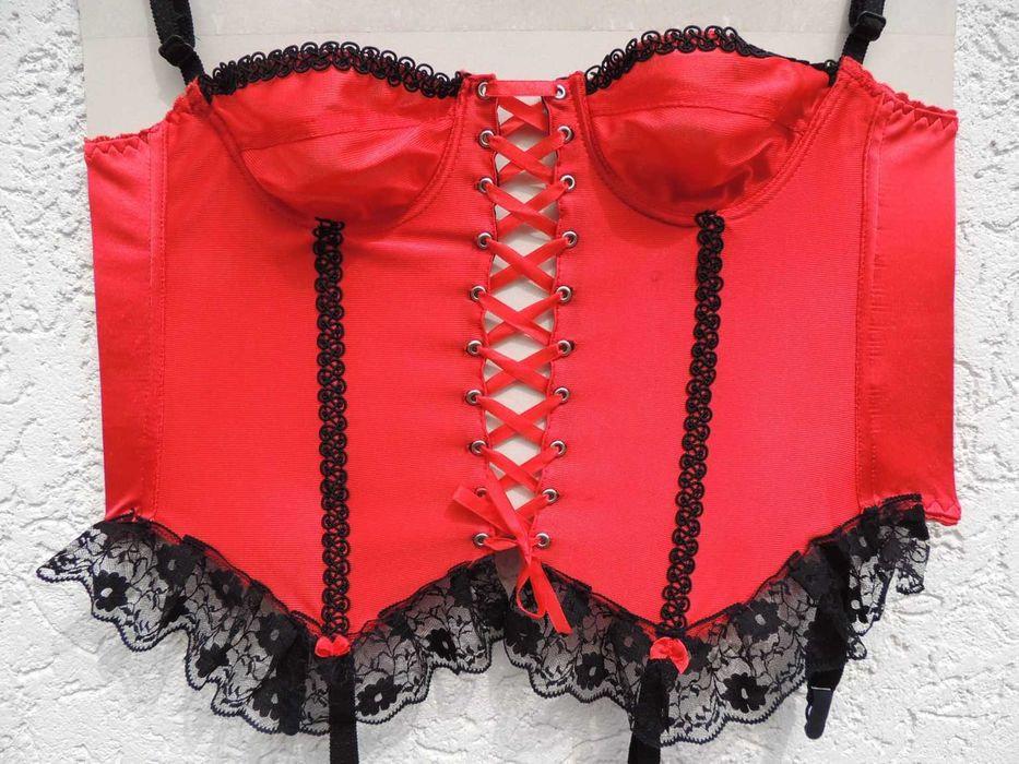 Viralowy gorset sznurowany z podwiązkami roz S