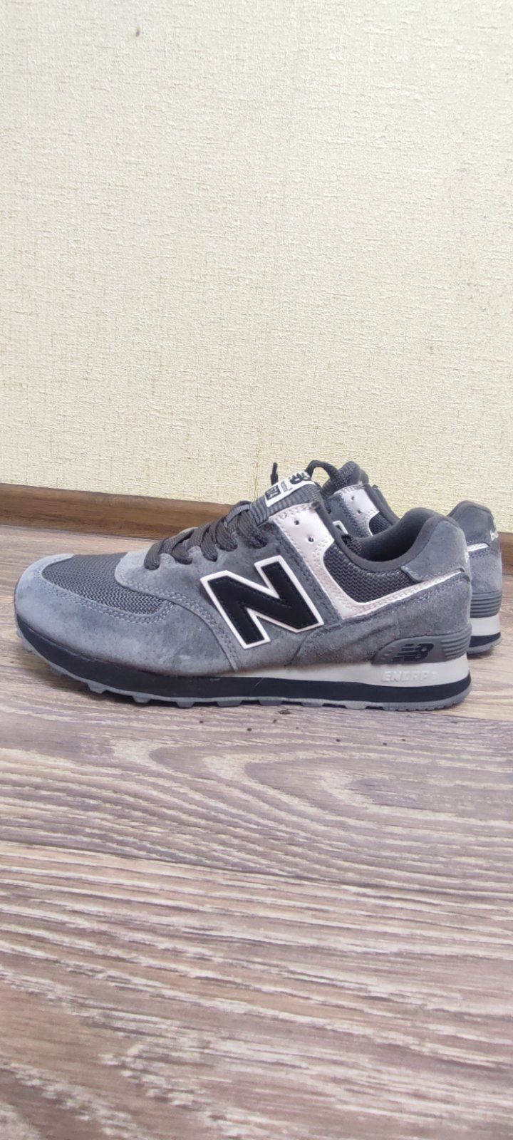 Кросовки NEW BALANCE. 574.