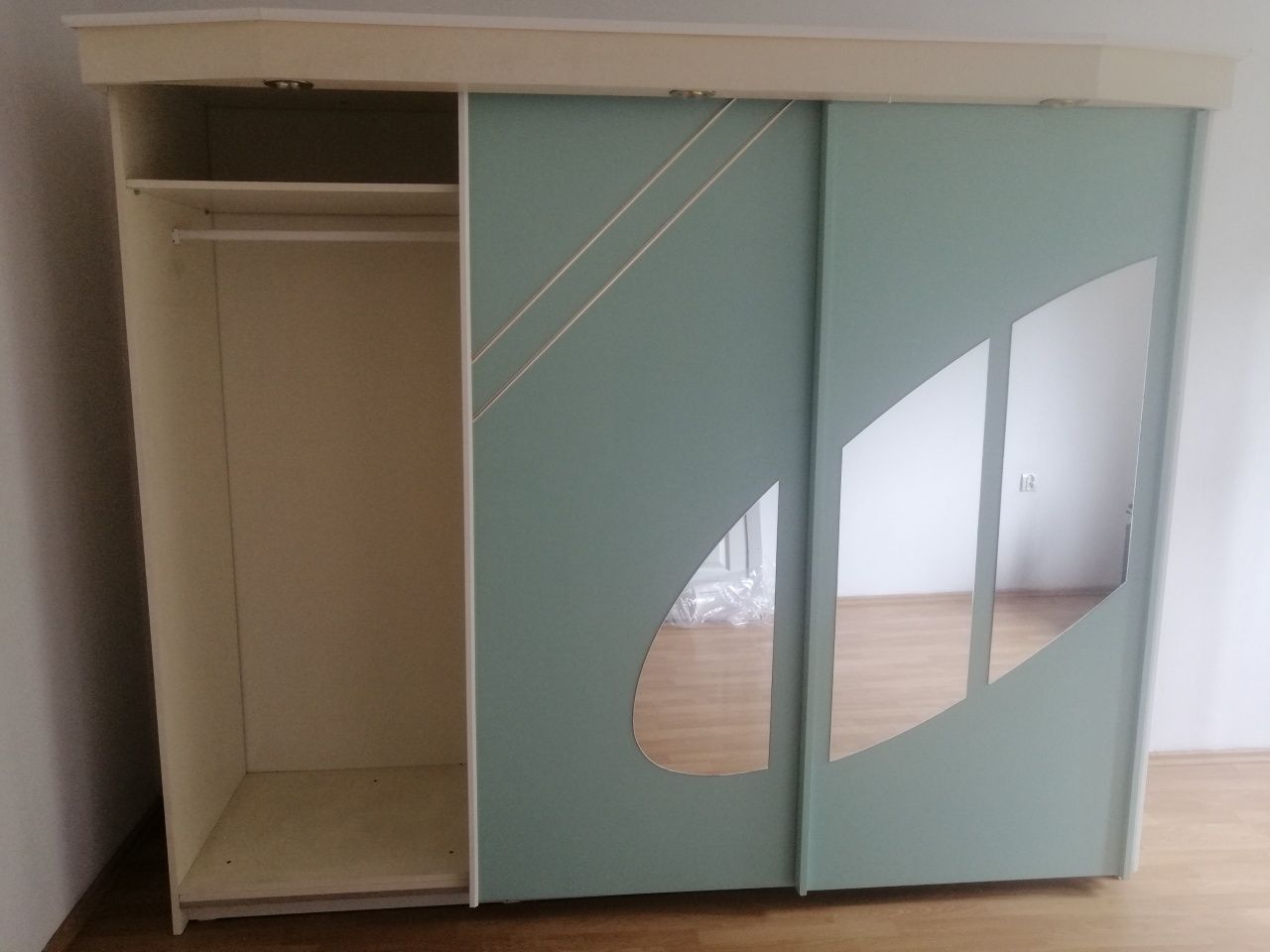 Komplet mebli do sypialni