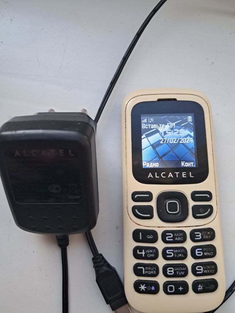 Телефон Alcatel 232