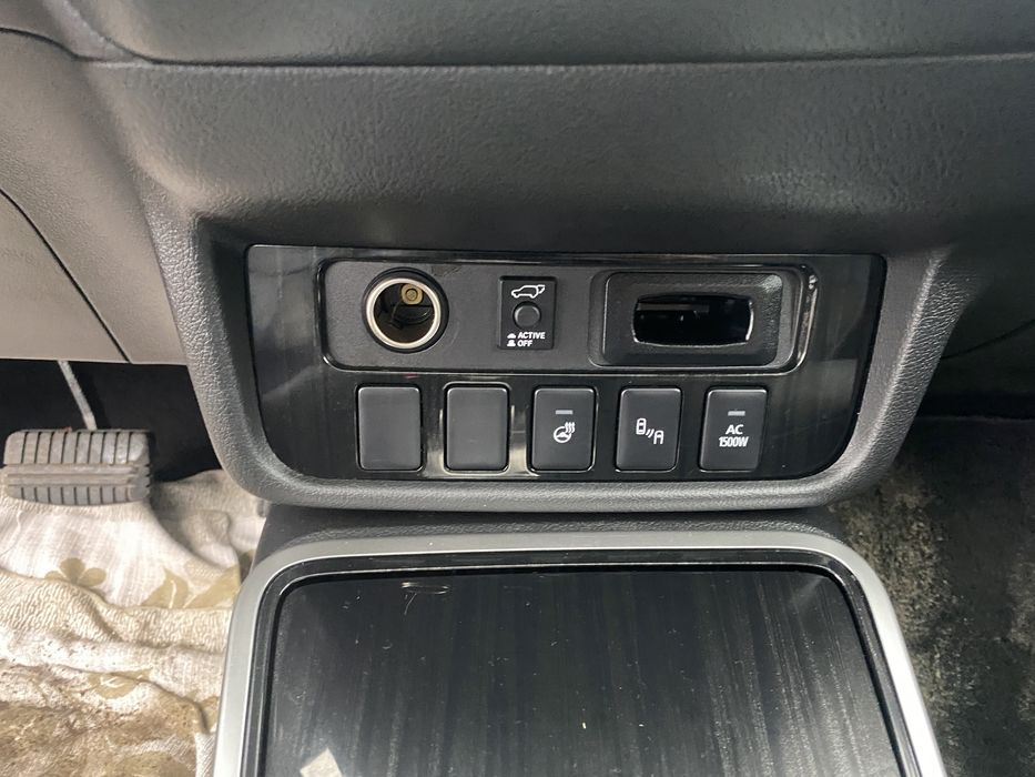 Плагін гібрід mitsubishi outlander phev