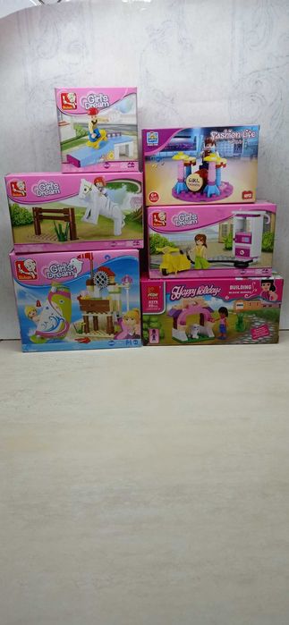 Іграшки лего для дівчат