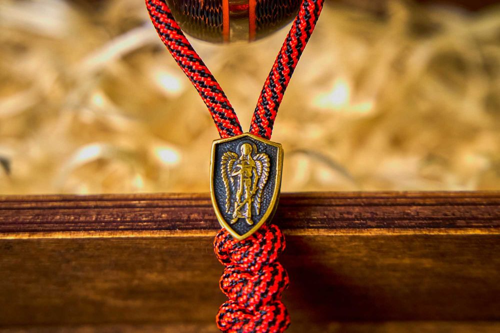 Ніж ручної роботи  із топової американьської сталі CPM MagnaCut