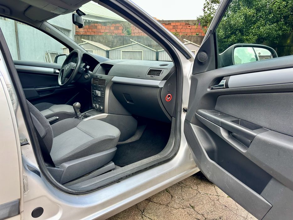 Opel Astra Caravan 1.4 poucos km