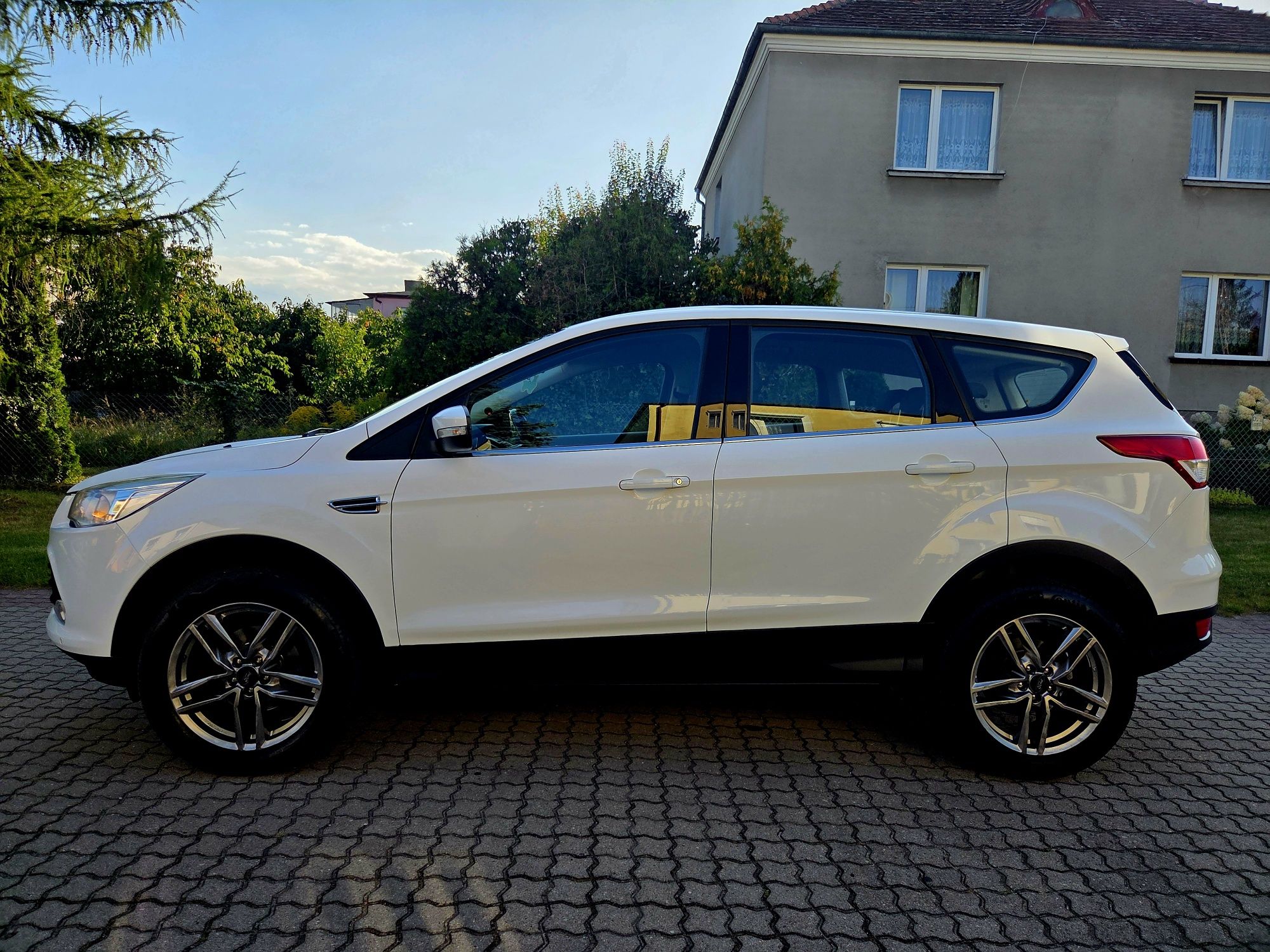 Ford Kuga Mk2 Benzyna 2016 rok