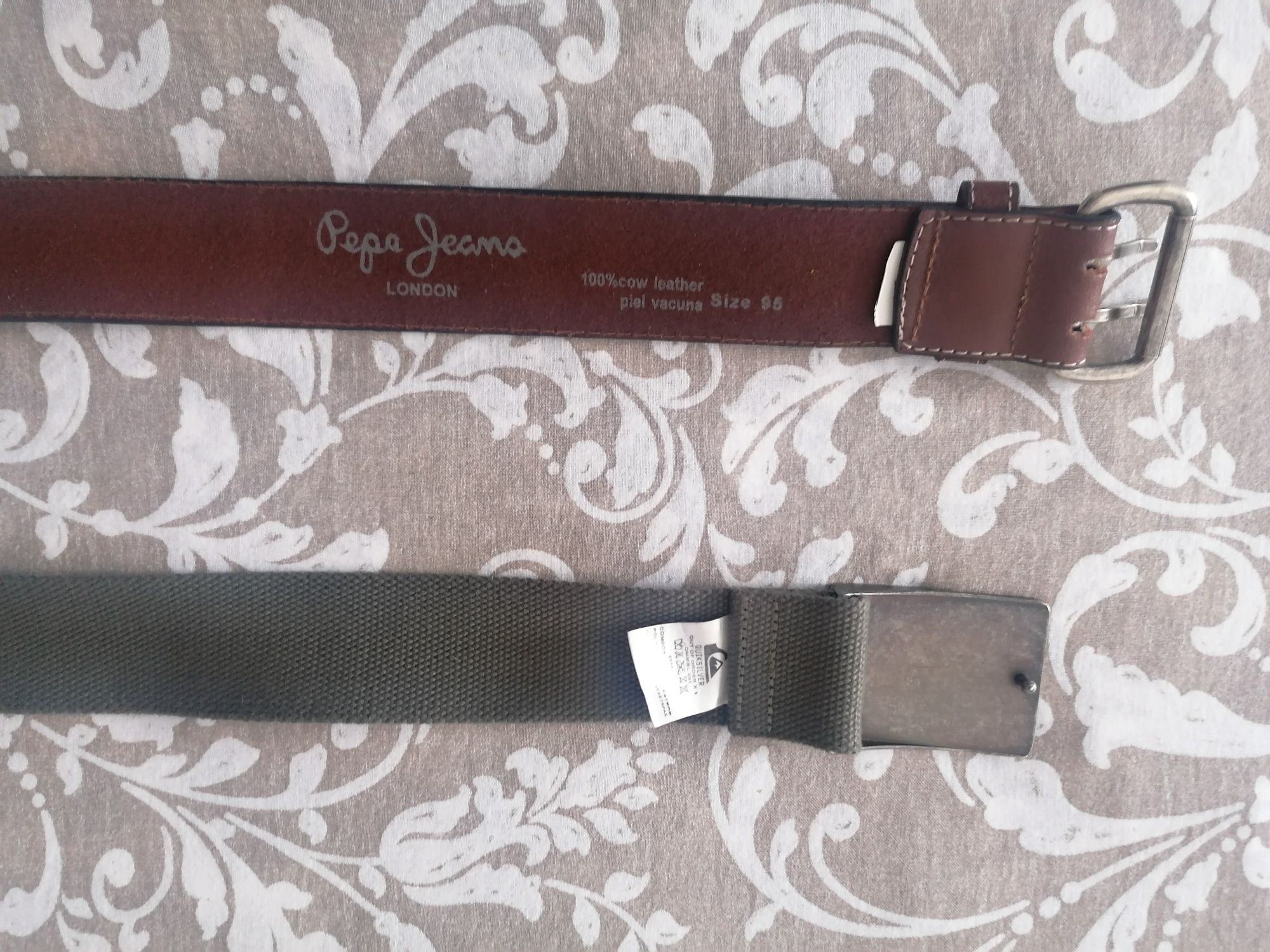 Cintos Quicksilver, Pepe Jeans  e outros.Também uma carteira de pele.