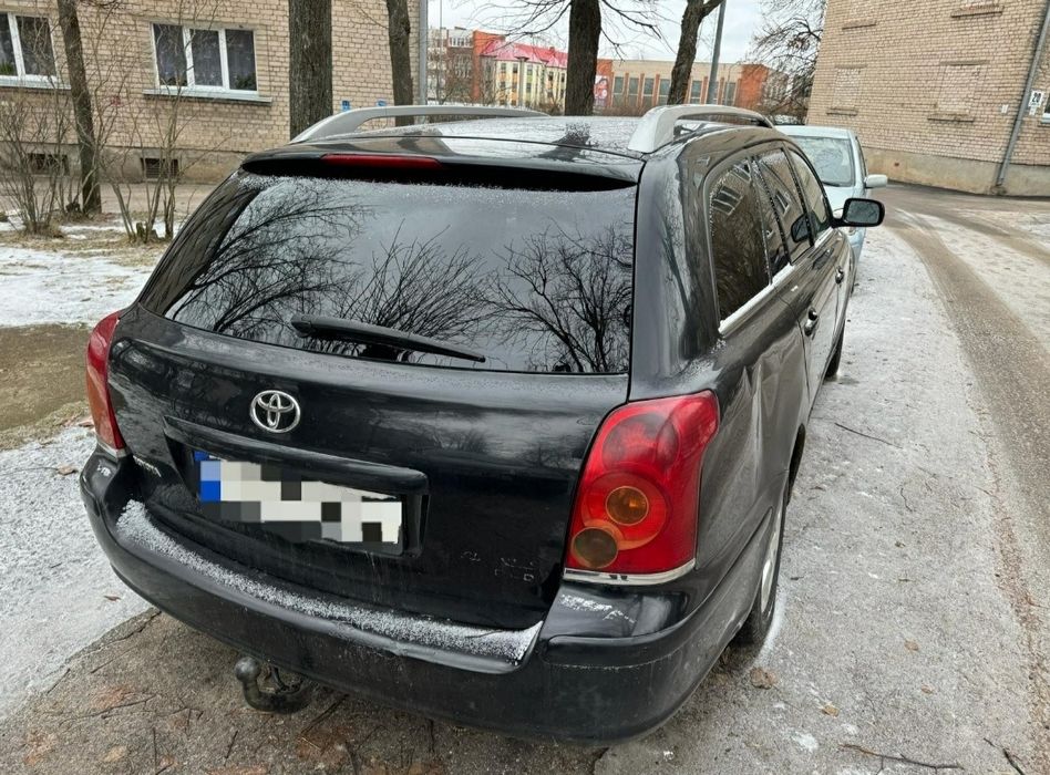 Розборка Тойота Авенсіс  2006рік 2,0 дизель D4D