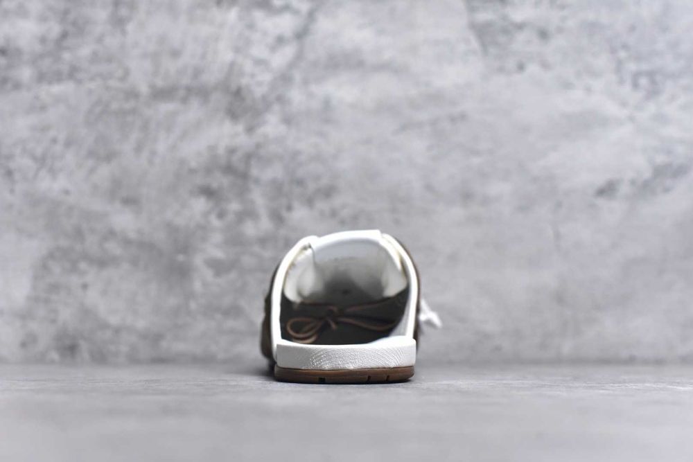 Buty damskie Mokasyny NewBalance_x_MiuMiu_530 SL Mule Brązowy R. 38