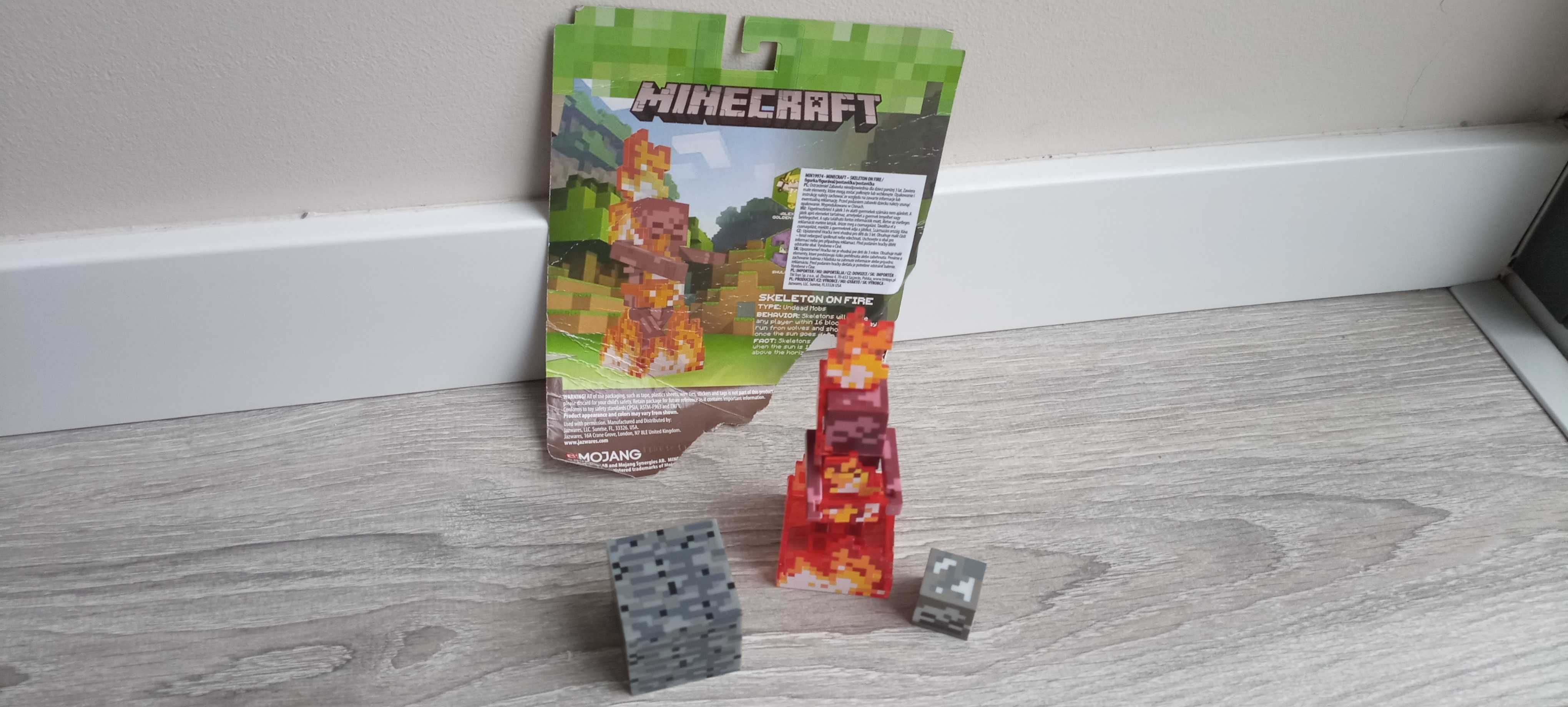 Figurka Minecraft Szkielet w ogniu 19974 Mojang