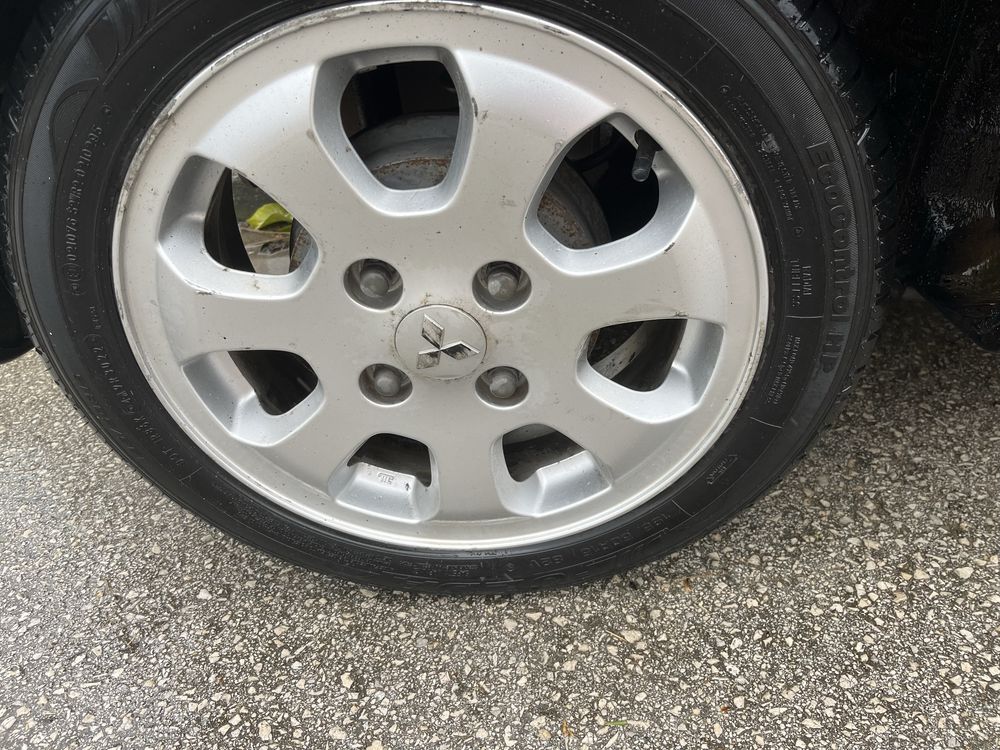 Mitsubishi colt 1.1
