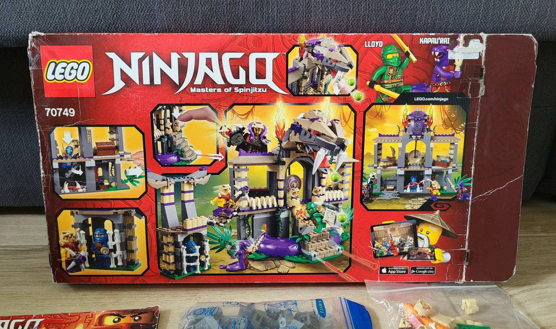 Kompletny zestaw klocków Lego Ninjago 70749 Wężowe wrota
