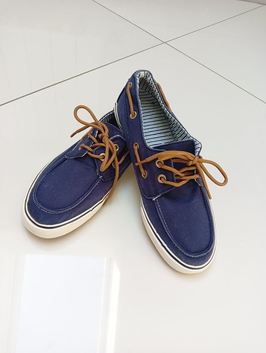 Tenisówki wsuwane marynarskie mokasyny r.35