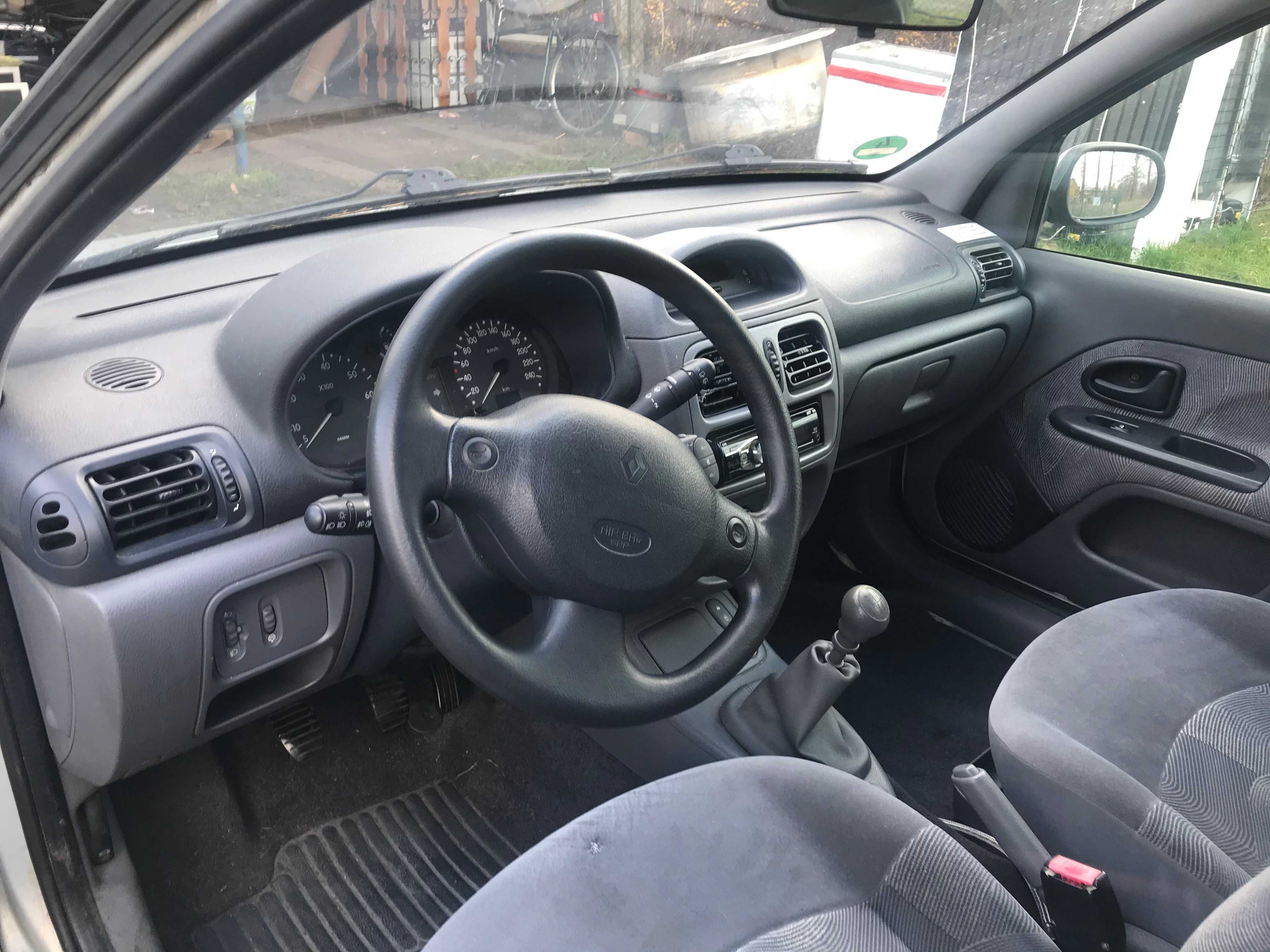двигун/мотор 1.4 бензин  /Рено кліо 2/Renault Clio 2