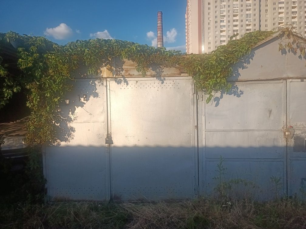 Продам гараж в ГСК Десна біля ЖК Навігатор