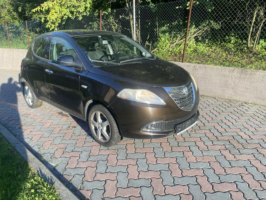 Lancia Ypsilon fabryczny LPG