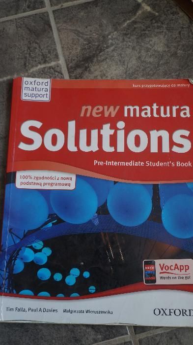 New Matura Solutions Pre-Intermediate Oxford podręcznik ćwiczeniówka