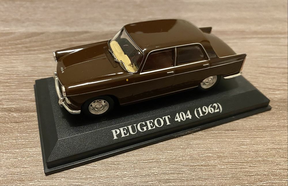 Peugeot 404 - Ano 1962