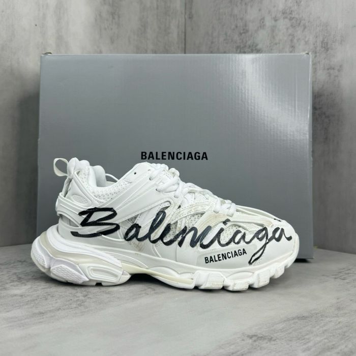 Нові Balenciaga Track Signature White Sneakers Graffiti/size 42,43,44
