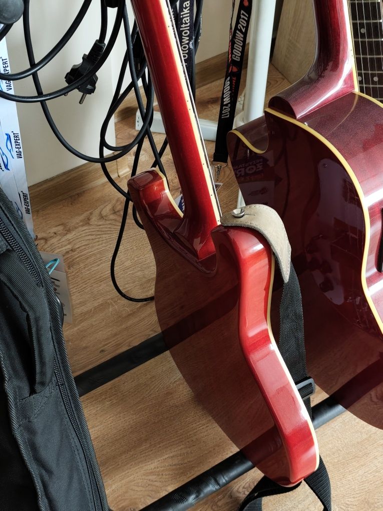 Gitara basowa Harley benton