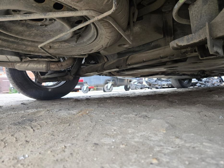 Mercedes citan 21- błotnik tył tylny prawy lewy os belka zawieszenie