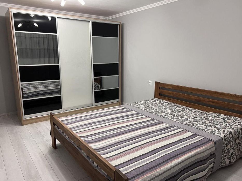 Оренда двоповерхового будинку у Сокільниках