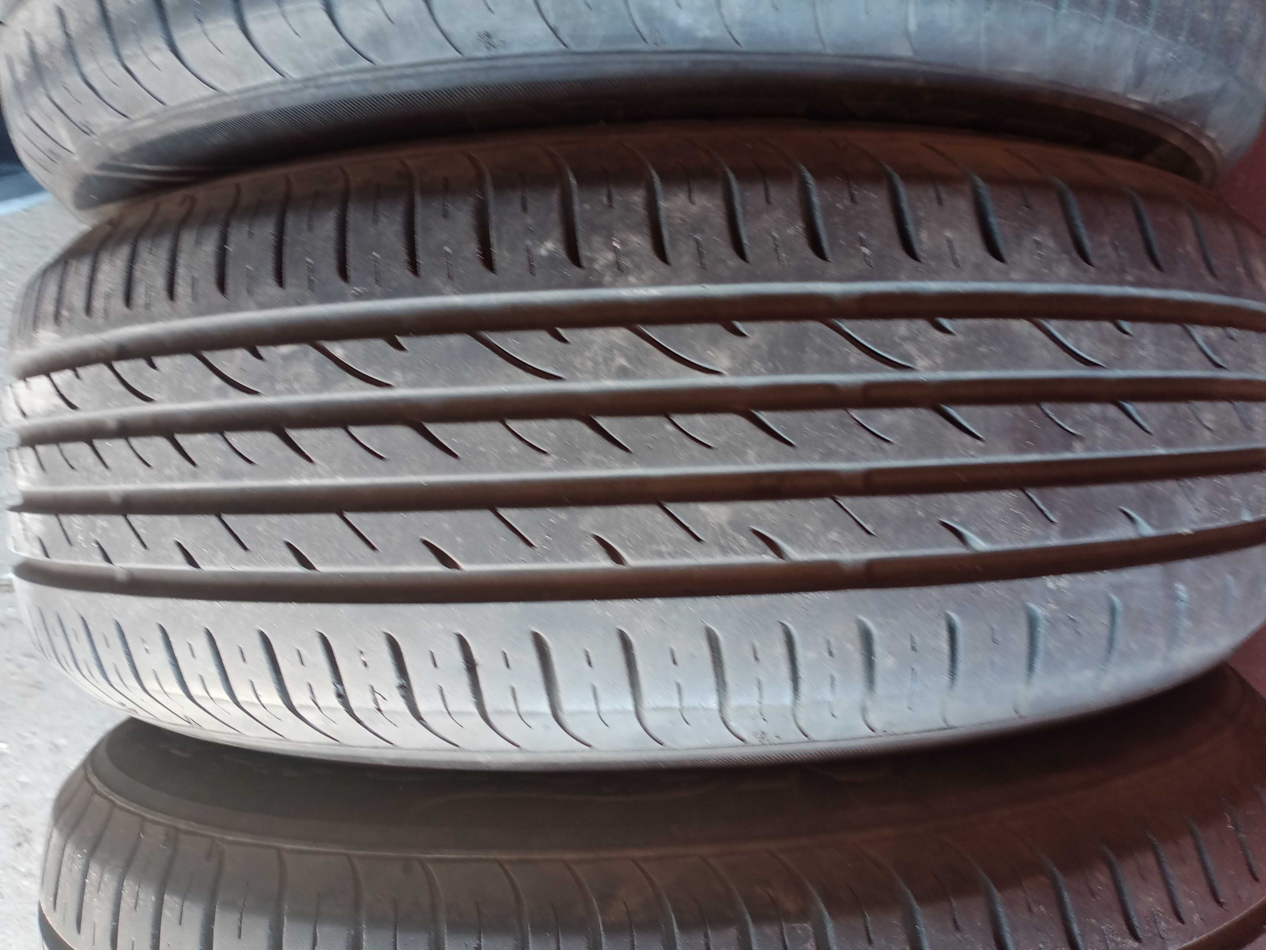 Sprzedam komplet opon letnich NEXEN 215/60  R17