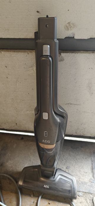 Аккумуляторний, бездротовий, вертикальний, німецький ( сад, город)