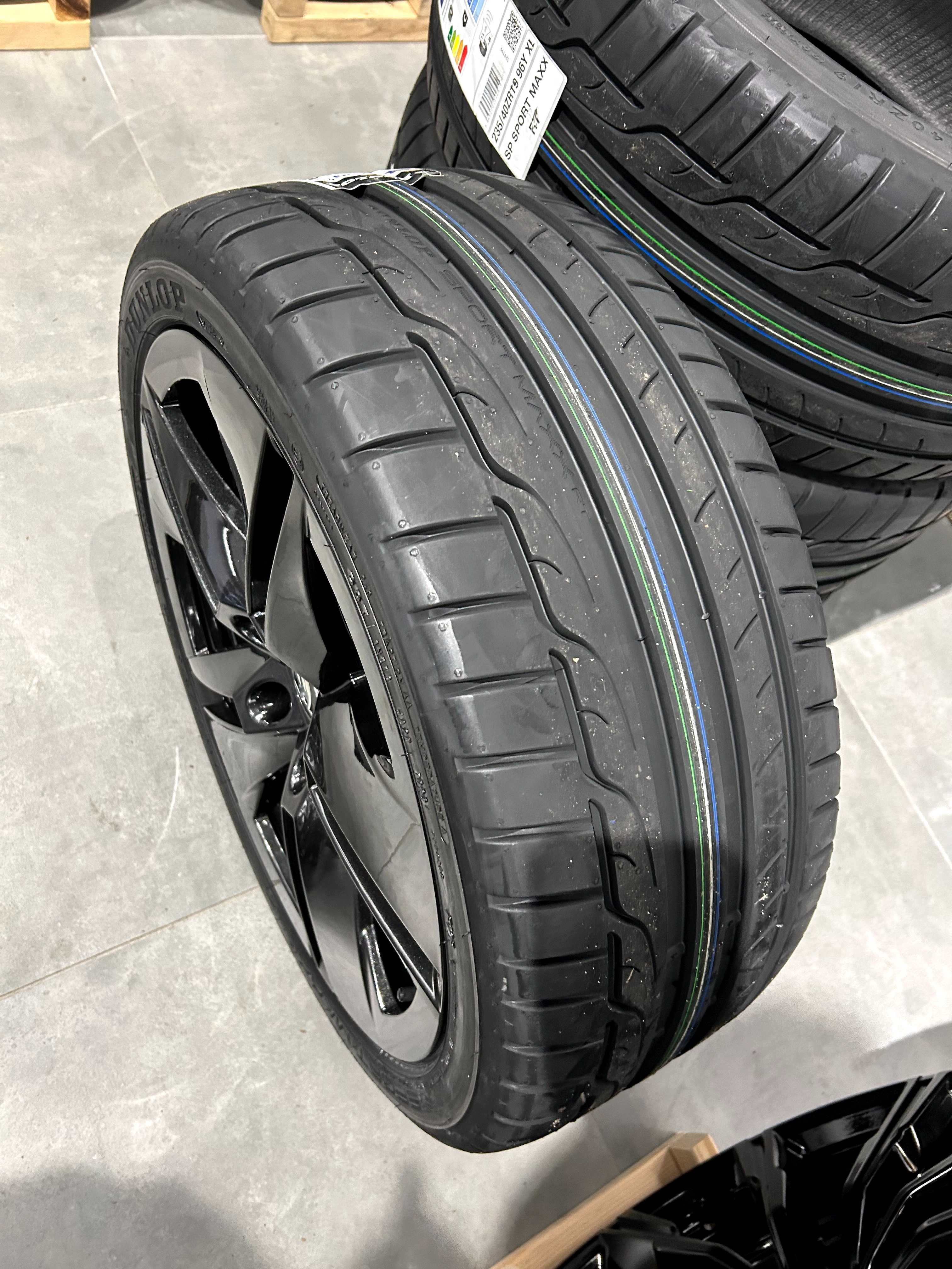 Oryginalne koła letnie 19 5x112 VW PASSAT B8 235/40R19 Dunlop