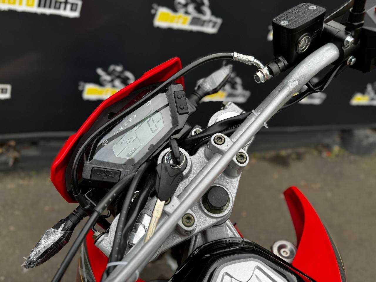 Мотоцикл Loncin LX300GY SX2 PRO Червоний RED Рідинне охолодження