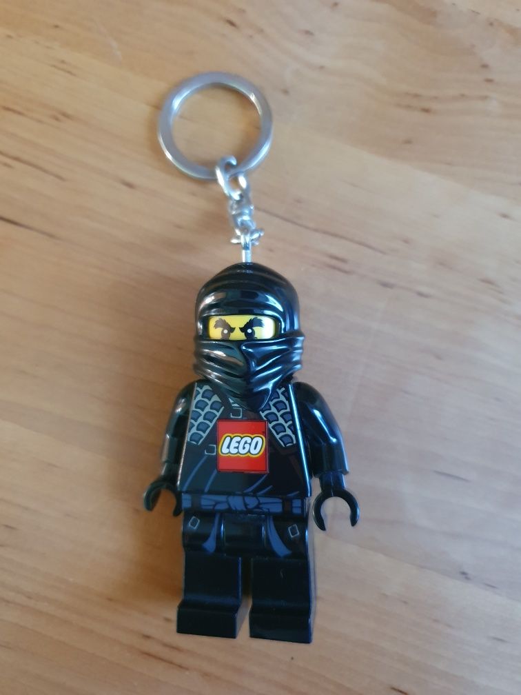 Brelok LEGO, breloczek ludzik Lego czarny