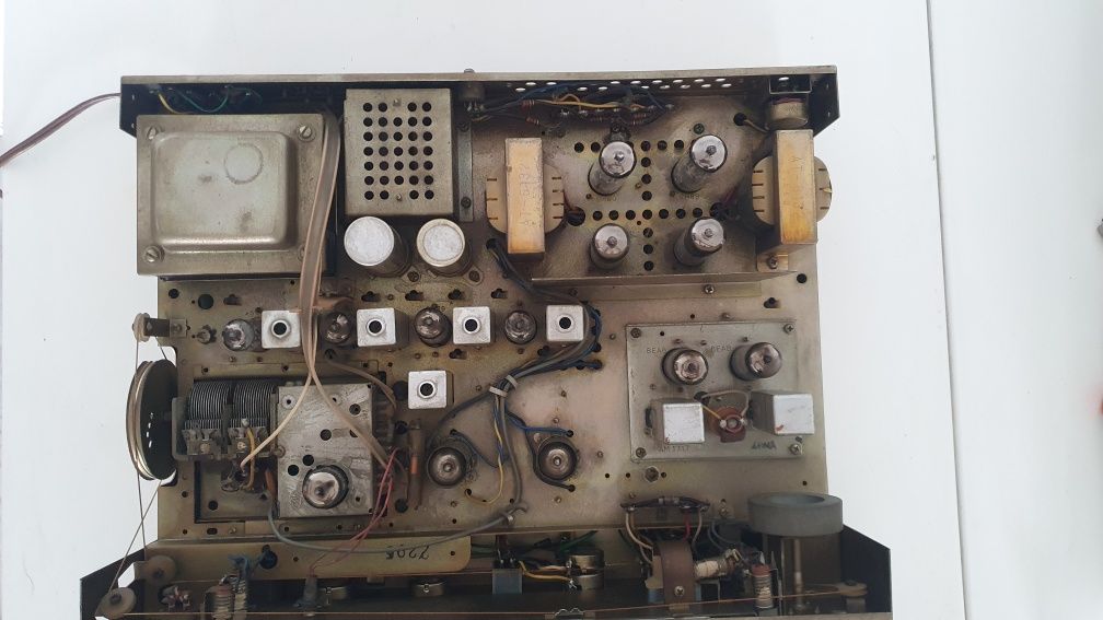 Amplituner lampowy C-300