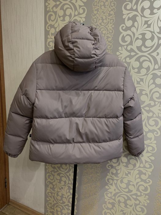Пуховичек Nike Чорний Каппучино ,Молочный беж рост 134,140,146,152