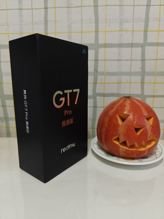 Realme GT 7 Pro Racing Edition 12/256 Titanium