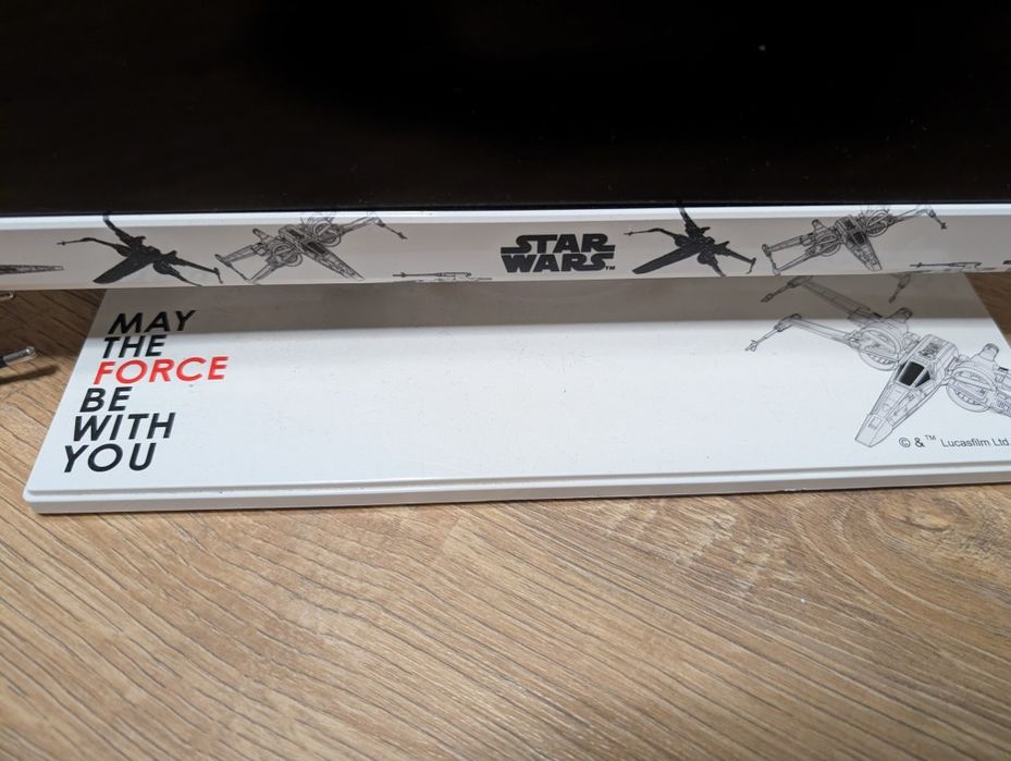 Toshiba 24' STAR Wars