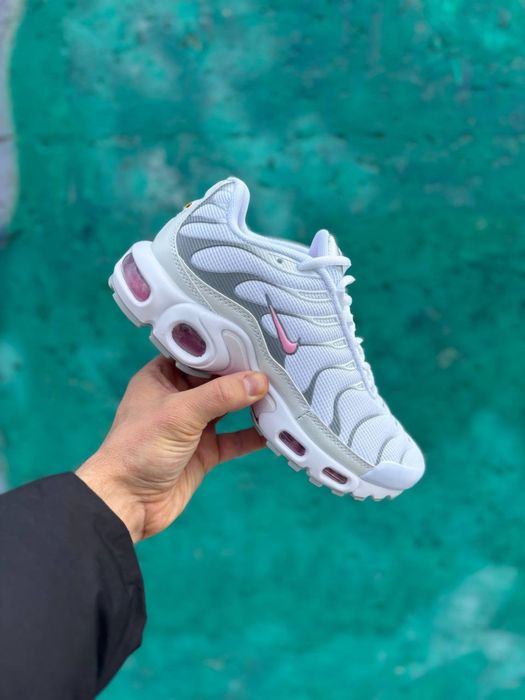 Кросівки, кроссовки Nike Air Max Tn Plus Grey White Black Blue Pink