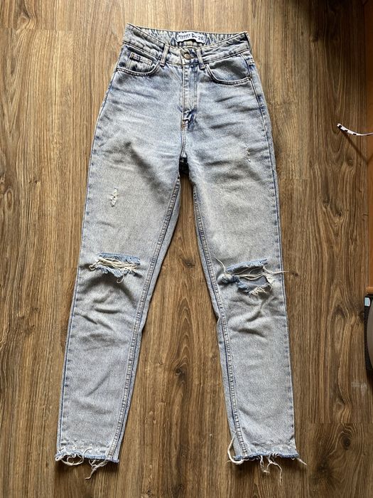 Женские Рваные джинсы