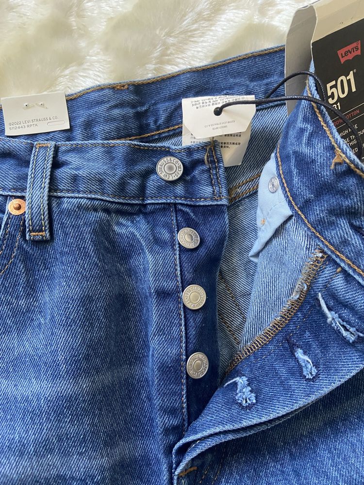 Джинси levis 501
