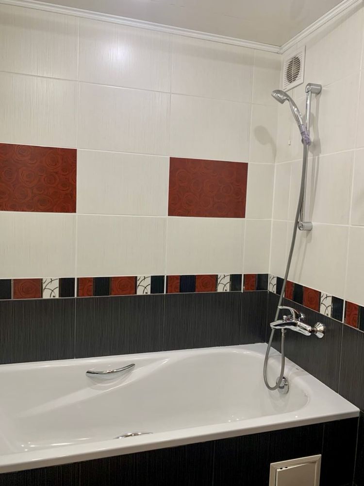 Продам 2 ком квартиру Бородинский , Великий Луг,  ул. Зеленая