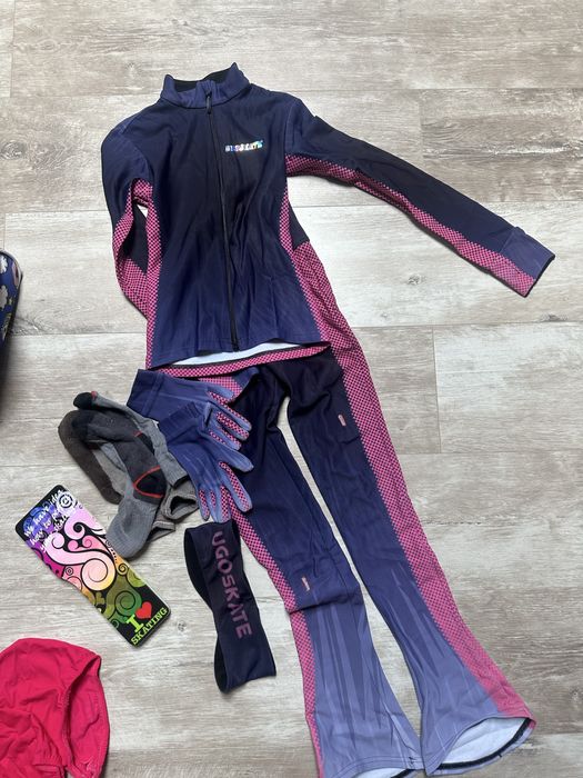 Одяг для ковзанів (коньки)