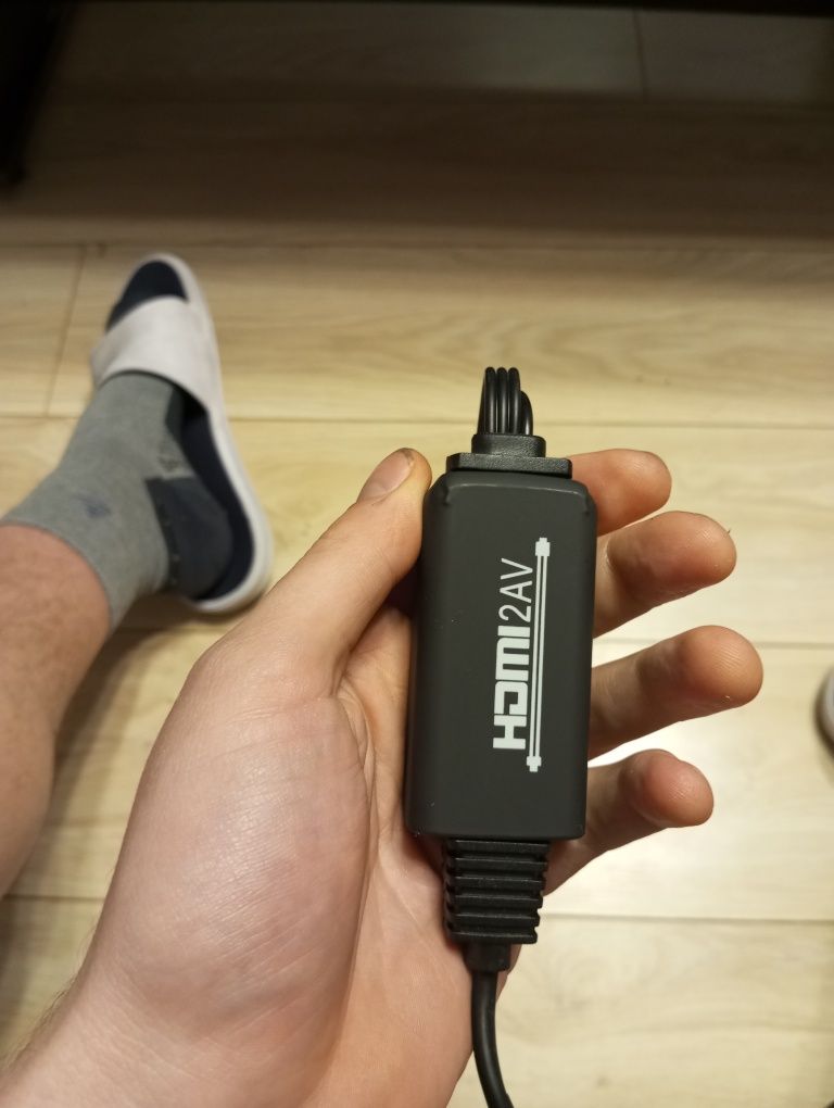 Konwerter HDMI do AV Cinch zasilana USB