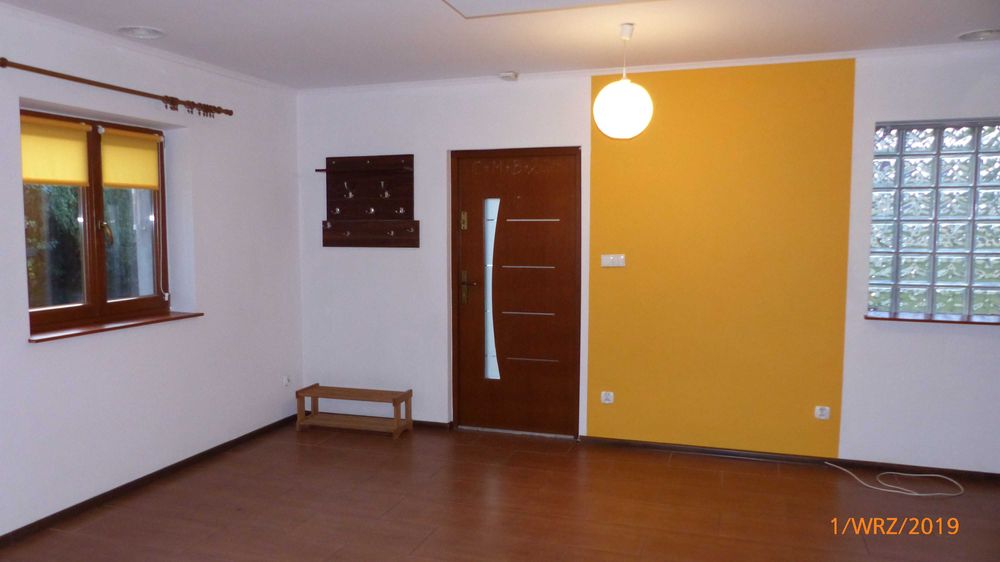 Mam do wynajęcia dom z poddaszem użytkowym o pow. 80m2 w Studzienicach